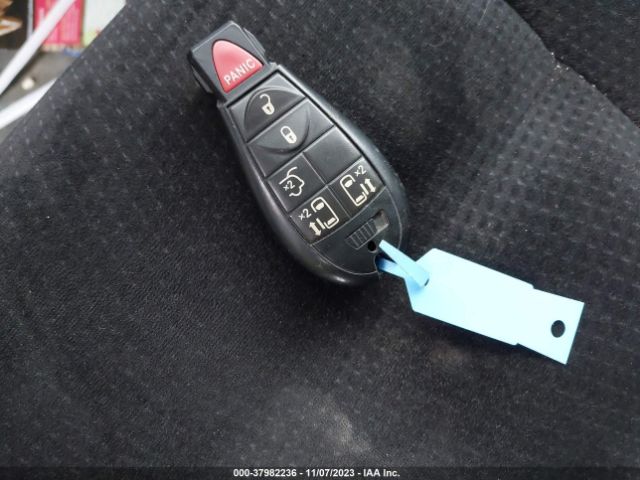 2C4RDGCG8ER371627 Dodge Grand Caravan Sxt