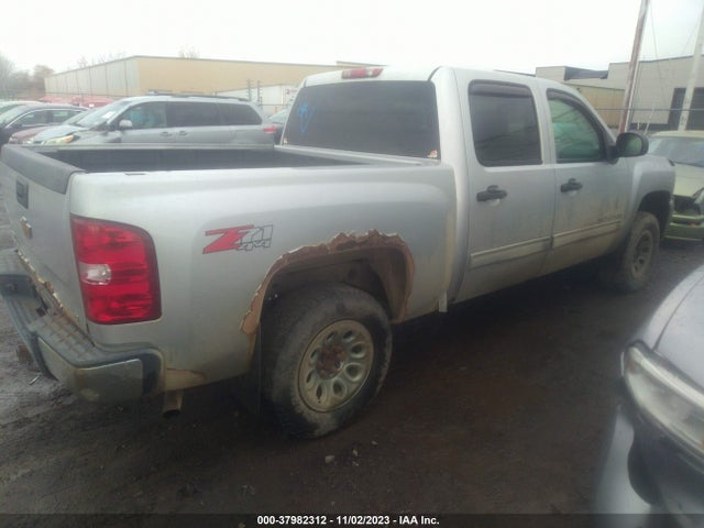 2011 CHEVROLET SILVERADO 1500 LT VIN: 3GCPKSE38BG309141