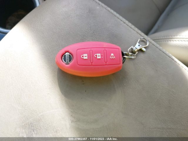 5N1AR2MM0EC604586 Nissan Pathfinder Sv