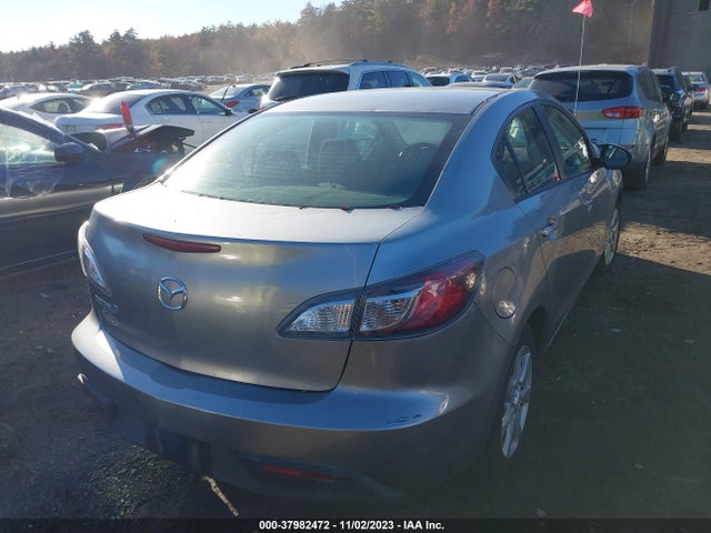 2011 MAZDA MAZDA3 I TOURING VIN: JM1BL1VG8B1426060