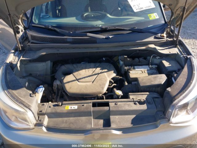 KNDJN2A24F7214829 KIA Soul Base