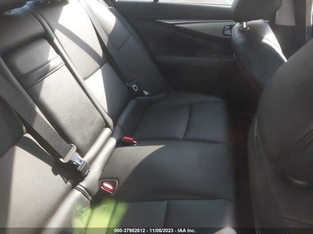 JN1EV7AR7KM594002 Infiniti Q50 3.0t Luxe
