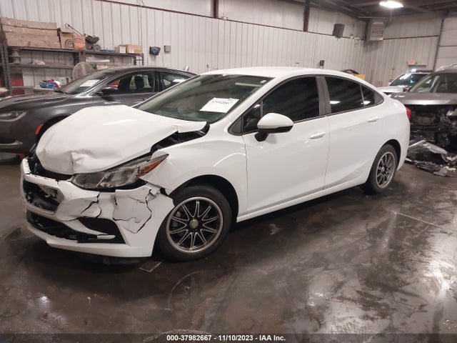 Chevrolet Cruze Ls Auto 2018 1G1BC5SM4J7119555 Image 2