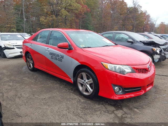 Toyota CAMRY SE 2014 4T1BF1FK7EU306775 main image