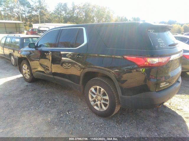 Chevrolet Traverse Ls 2019 1GNERFKW9KJ133408 Image 3