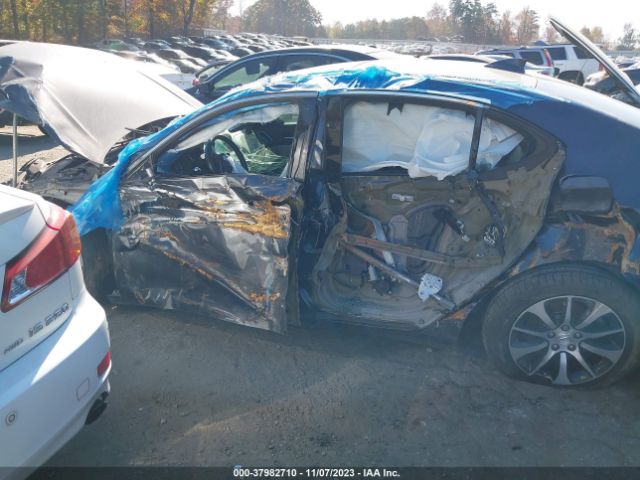 19UUB1F38FA029575 Acura TLX