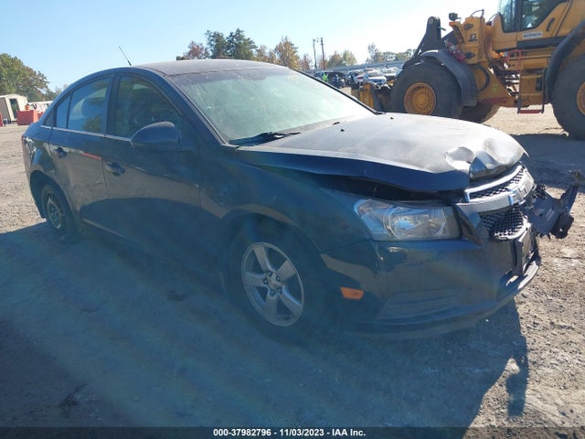 2014 1G1PC5SB1E7461300 main image