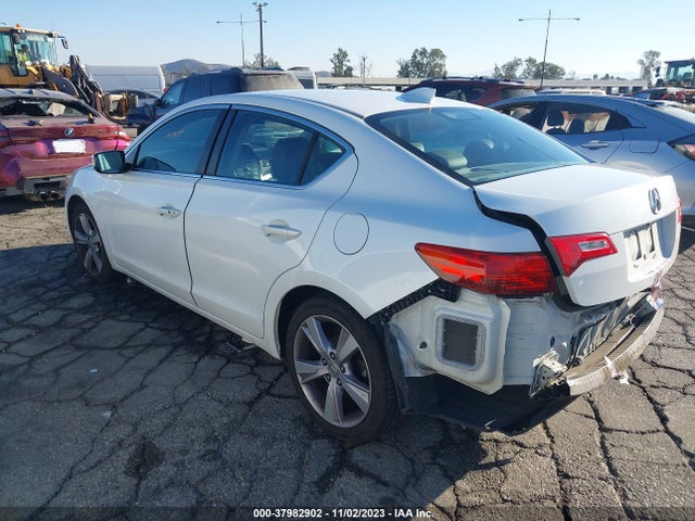 19VDE1F32EE012281 Acura Ilx 2.0l