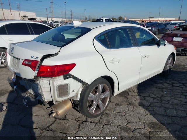 19VDE1F32EE012281 Acura Ilx 2.0l