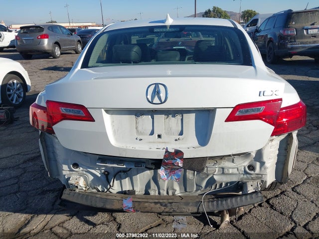19VDE1F32EE012281 Acura Ilx 2.0l