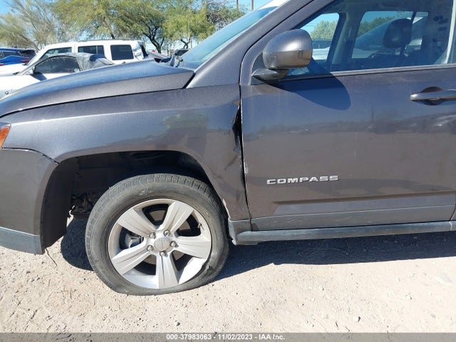 2015 JEEP COMPASS LATITUDE VIN: 1C4NJCEA3FD198631