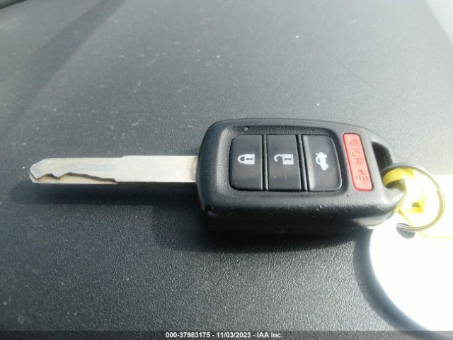 19XFC2F55GE032475 Honda Civic Sedan Lx