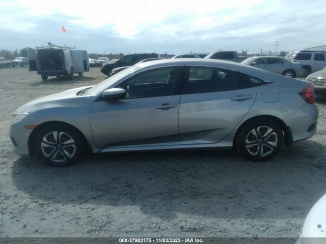 19XFC2F55GE032475 Honda Civic Sedan Lx