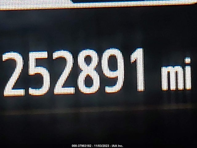 2015 TOYOTA CAMRY SE VIN: 4T1BF1FK6FU089768