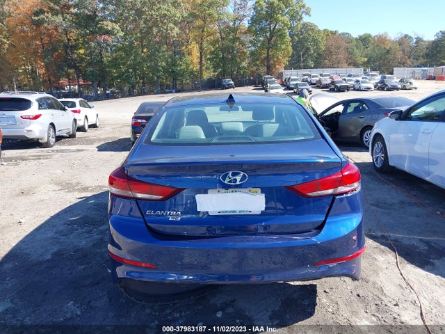 2018 HYUNDAI ELANTRA SE VIN: 5NPD74LF7JH390247