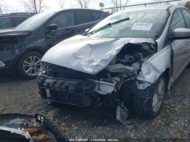 Ford FOCUS SE 2018 1FADP3FE5JL282370 Image 6