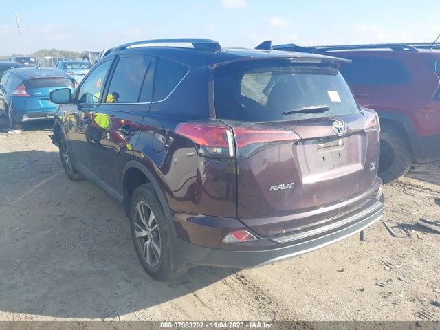 2018 TOYOTA RAV4 XLE VIN: 2T3RFREV4JW818052