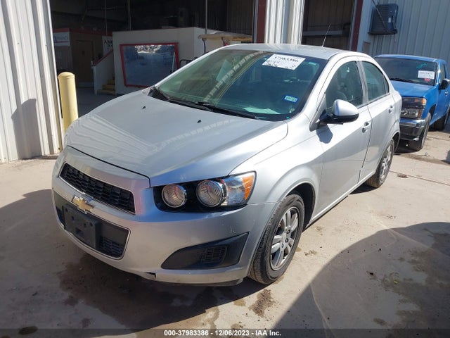Chevrolet Sonic Lt Auto 2014 1G1JC5SH8E4106345 Image 2
