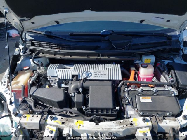 JTDKN3DUXF1948126 Toyota Prius Two