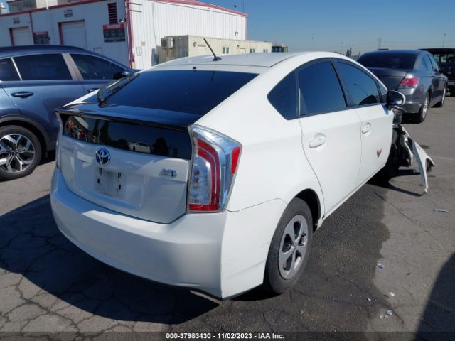 JTDKN3DUXF1948126 Toyota Prius Two