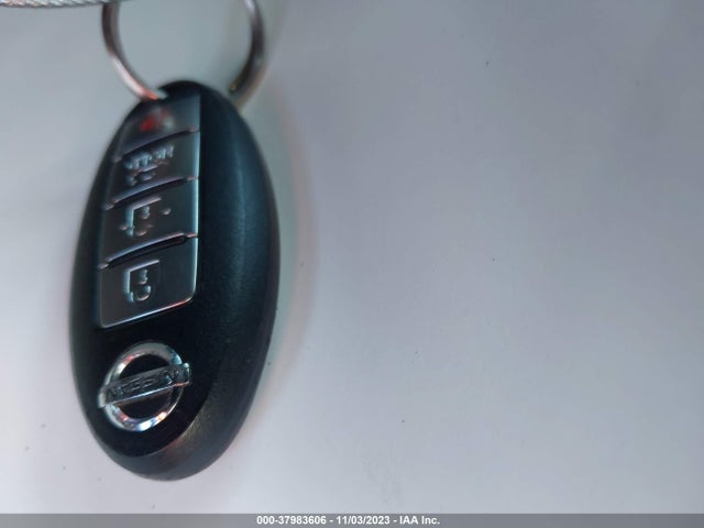 Auction sale of the 2013 Nissan Sentra Sr, vin: 3N1AB7AP4DL758020, lot number: 37983606