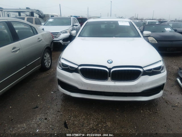 BMW 540i Xdrive 2019 WBAJE7C52KWW42383 Image 12