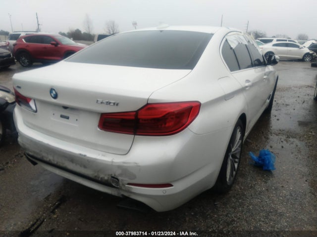BMW 540i Xdrive 2019 WBAJE7C52KWW42383 Image 4