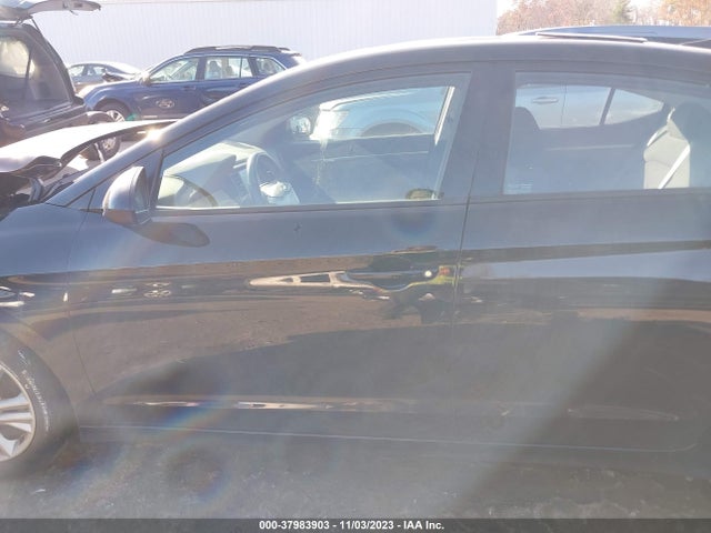 2020 HYUNDAI ELANTRA VALUE EDITION VIN: 5NPD84LF5LH591676