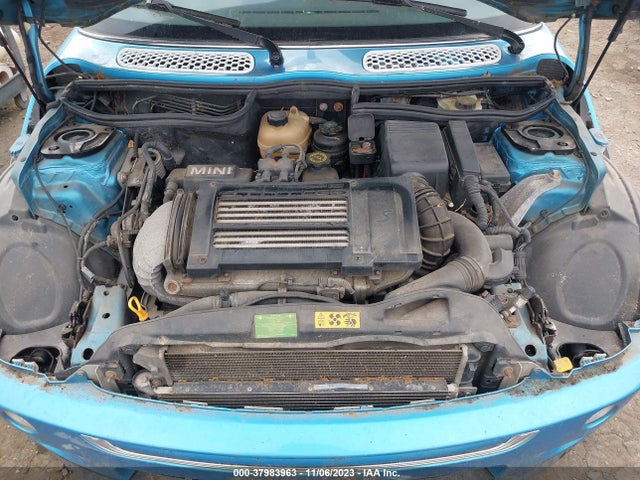 2002 MINI COOPER S WMWRE33482TD50972 Photo 9