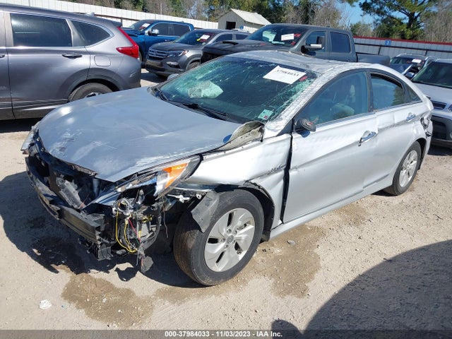 Hyundai SONATA HYBRID 2014 KMHEC4A43EA117199 Image 2
