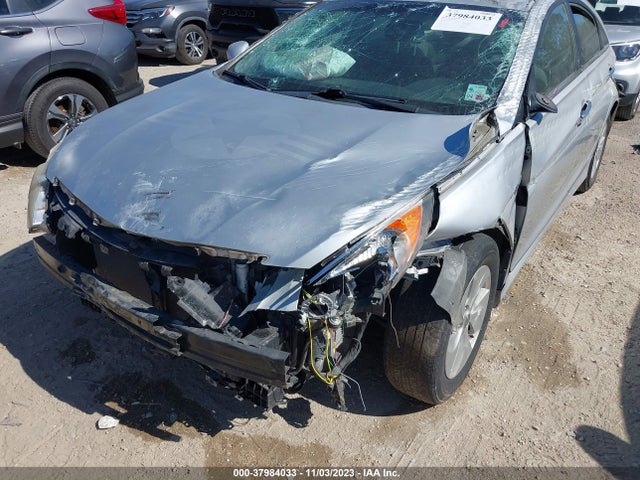 Hyundai SONATA HYBRID 2014 KMHEC4A43EA117199 Image 6