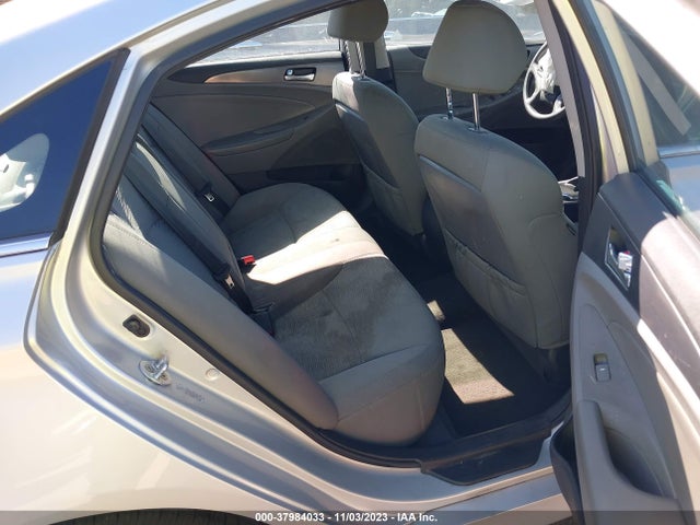 Hyundai SONATA HYBRID 2014 KMHEC4A43EA117199 Image 8