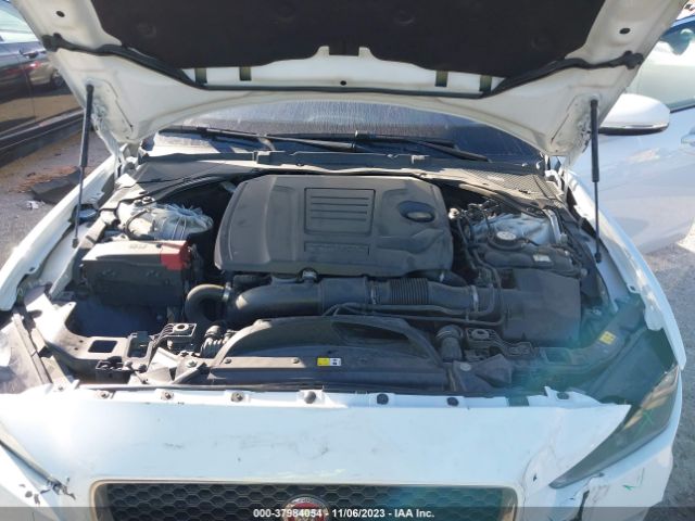 SAJAD4FX9JCP23934 Jaguar Xe 25t Premium