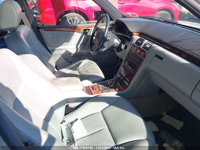 1998 MERCEDES-BENZ E 320 VIN: WDBJF65F7WA696375