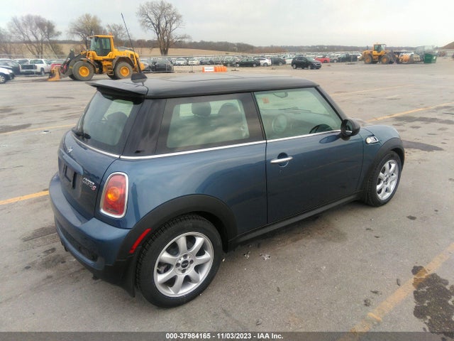 2010 MINI COOPER S WMWMF7C54ATZ69538 Photo 3