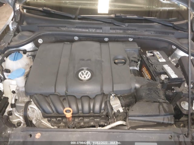 2013 VOLKSWAGEN JETTA 2.5L SE VIN: 3VWDX7AJ2DM409761