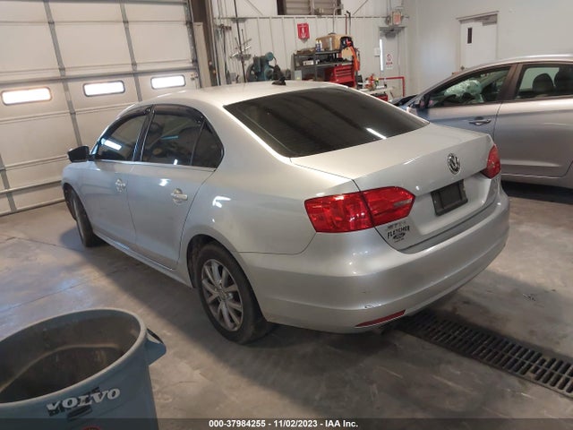2013 VOLKSWAGEN JETTA 2.5L SE VIN: 3VWDX7AJ2DM409761
