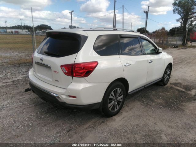 5N1DR2MMXHC675571 Nissan Pathfinder Sv