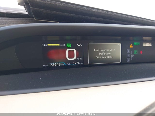 Toyota Prius Three 2018 JTDKARFU9J3060475 Image 7