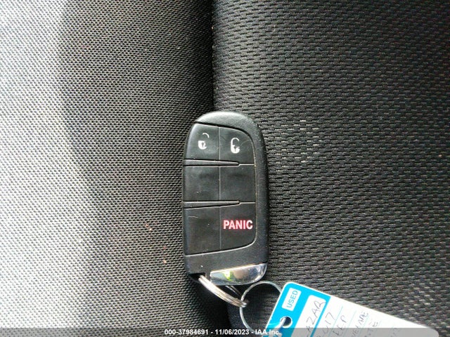 ZACCJBBB0HPF34173 Jeep Renegade Latitude