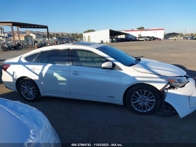 2016 TOYOTA AVALON HYBRID LIMITED VIN: 4T1BD1EB5GU051781