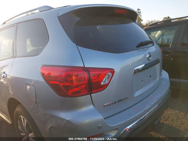 2017 NISSAN PATHFINDER SL VIN: 5N1DR2MMXHC692452