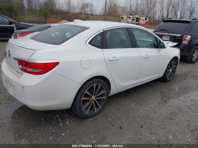 1G4PR5SK9H4117382 Buick Verano Sport Touring