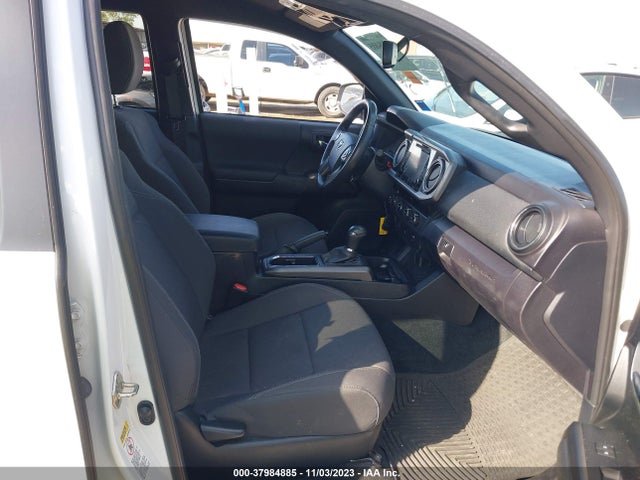 Toyota Tacoma 2017 5TFCZ5AN2HX073304 Image 18