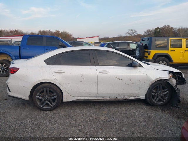 2021 KIA FORTE GT LINE VIN: 3KPF34AD7ME281589