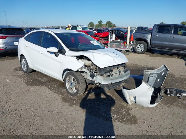 2019 FORD FIESTA SE VIN: 3FADP4BJ5KM118271