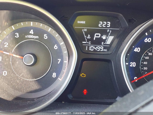 2015 HYUNDAI ELANTRA SE VIN: 5NPDH4AE3FH578102
