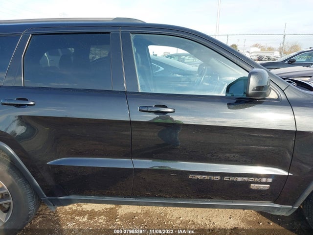 1C4RJFAG2GC425957 Jeep Grand Cherokee 75th Anniversary
