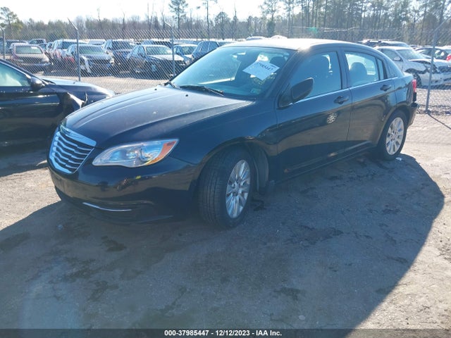 1C3CCBAB5EN141161 Chrysler 200 LX