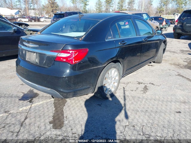 1C3CCBAB5EN141161 Chrysler 200 LX